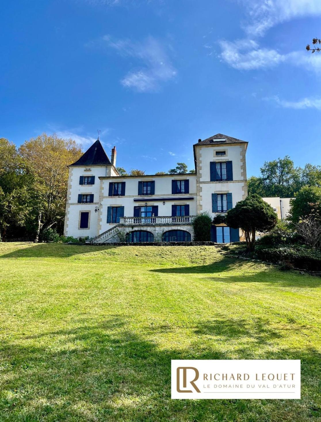 Richard Lequet Domaine Gastronomique Du Val D Atur Hotel Boulazac Isle Manoire Exterior photo
