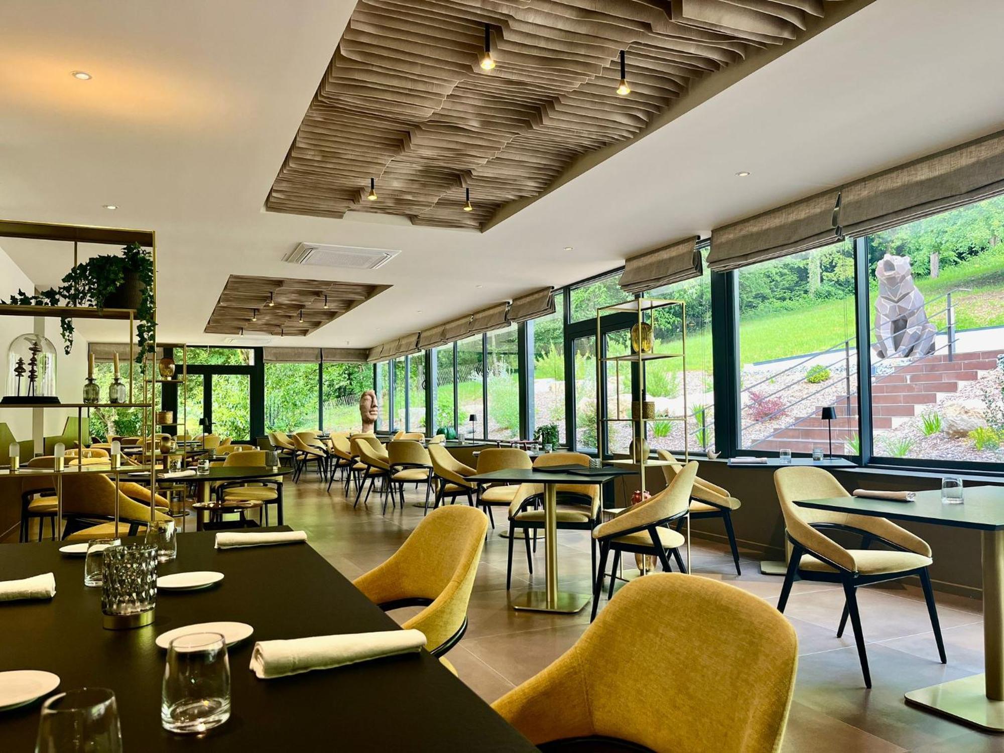 Richard Lequet Domaine Gastronomique Du Val D Atur Hotel Boulazac Isle Manoire Exterior photo